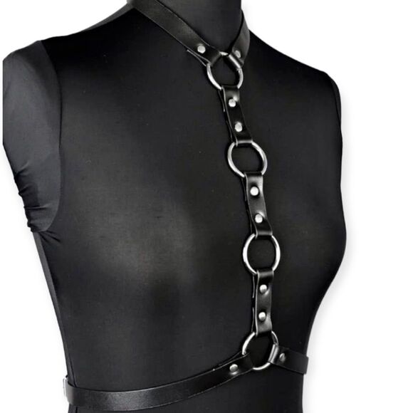 Black Leather Choker Chest Harness Silver O-Rings Adjustable Harness Belt - NEW